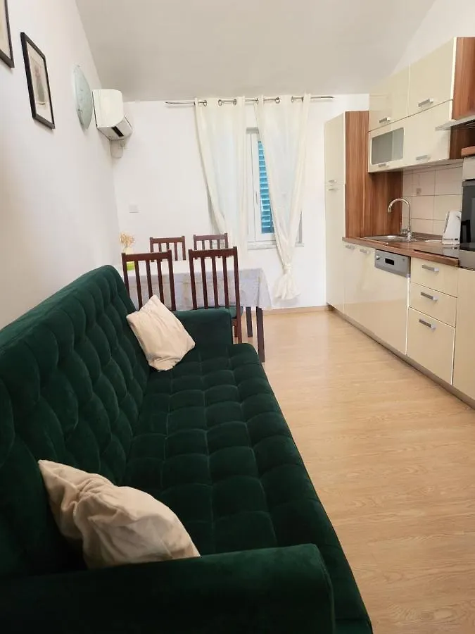 Apartments Matej & Irena Cres